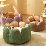 Petal-Shaped Basket Bed